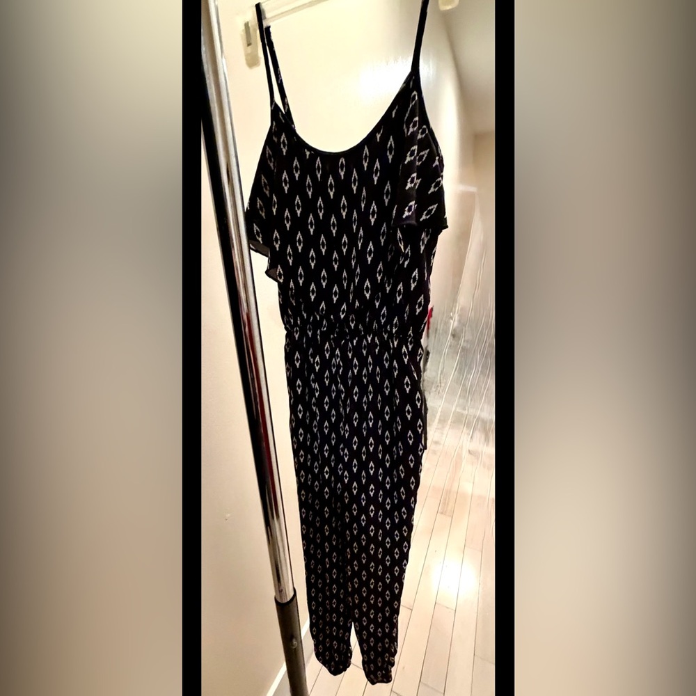 Xhilaration Black and White Geometric Jumpsuit